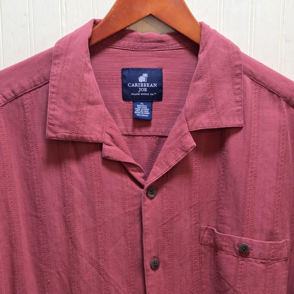 Caribbean Joe Shirt Mens XL Red Stripe Short Sleeve Silk Button Up Casual Woven